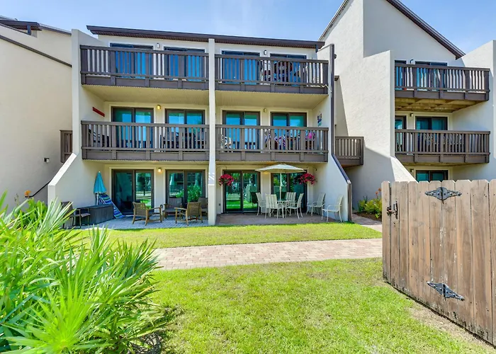 Seaside Panama City Beach Condo W/ Outdoor Pool!